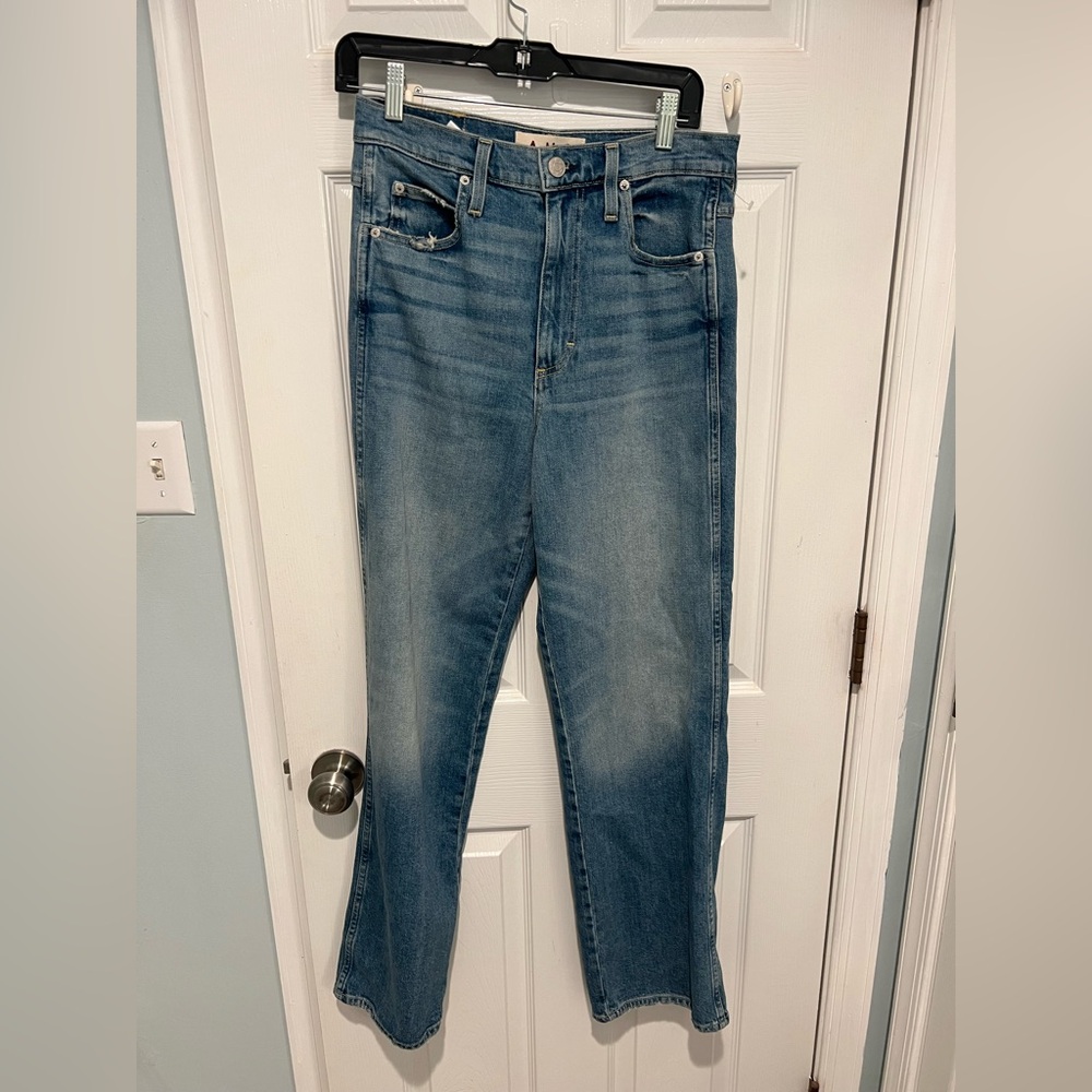 AMO Tricia Wide Straight Jeans